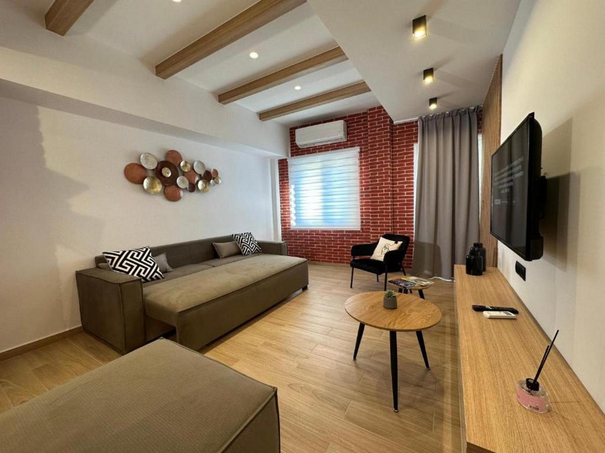 Centro Urban Suites Kalampáka Dış mekan fotoğraf